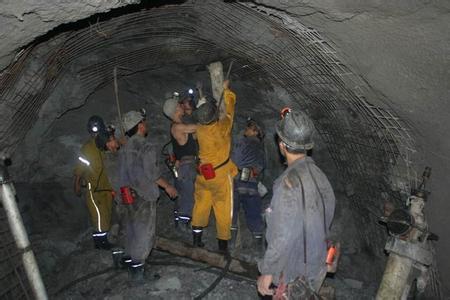商都工程爆破中的危险因素分析以及应对工程爆破危险的措施